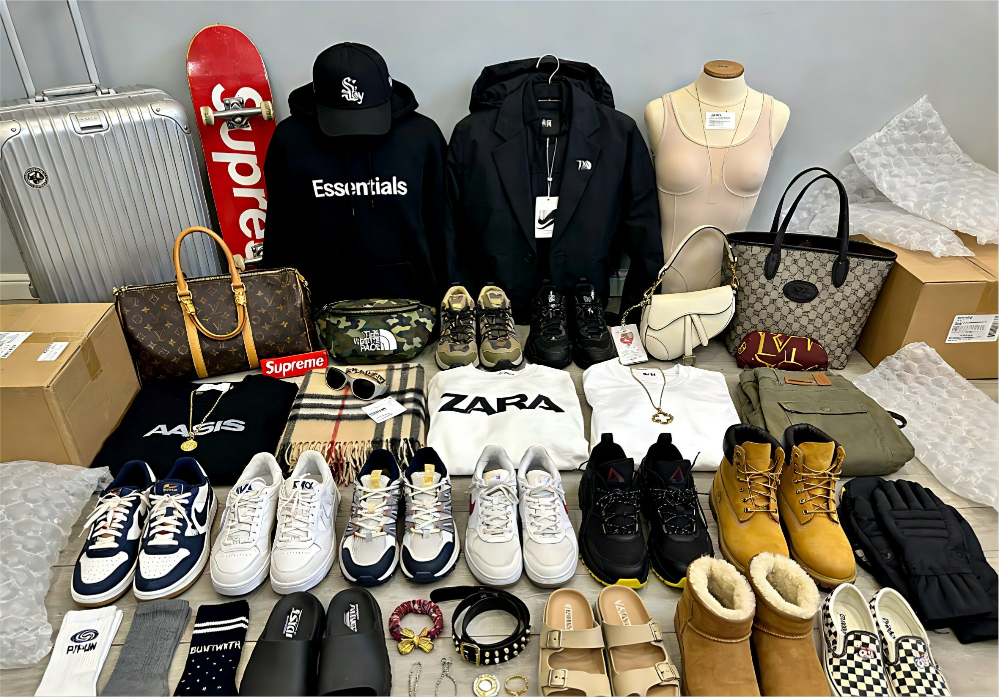 Goyard rep finds 2026 — Saint Louis tote in multiple colorways